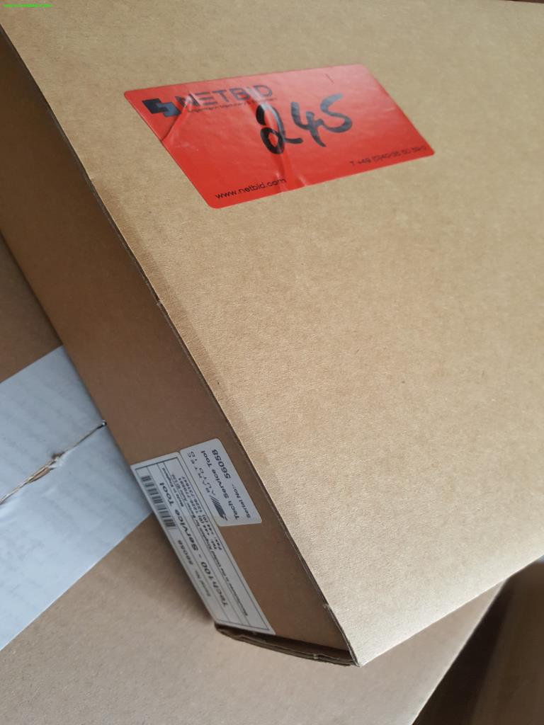 Maschinen, Werkzeuge, Handelsware / Werkstattausrüstung aus dem Umfeld<br> KFZ-Handwerk / Reifendienst-8